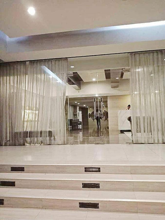 Grand Residences Studio Unit - Walking Distance To It Park Cebu Buitenkant foto
